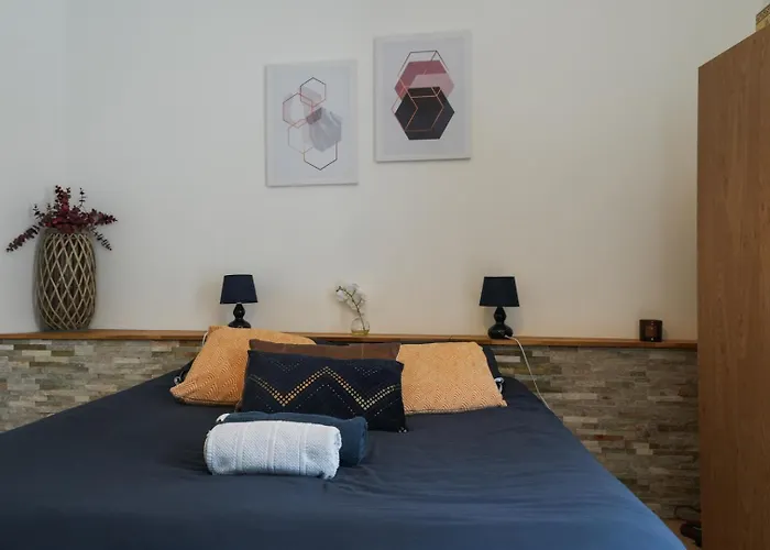 Moderne, Hypercentre De Cholet, Arrivée Autonome ! *